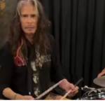 Steven Tyler Messes Up Performance In 2025