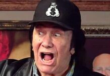 Gene Simmons Insulted By Fan For Bass Playing
