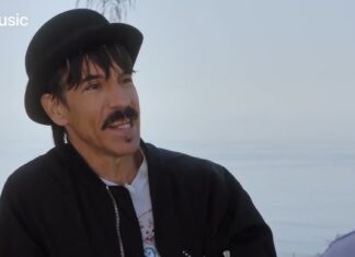 Red Hot Chili Peppers Singer Dated 14-Year Old Actress?