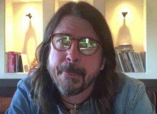 Dave Grohl Shows Support For LA Mayor In Photos