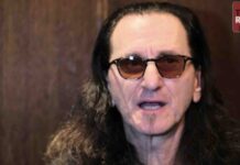 Geddy Lee Looks Worried In World Series Photos