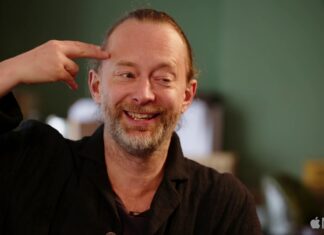 Radiohead Get Political On Comeback Tour