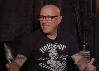 Tool Singer Apologizes For Illness At Concert