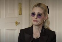 Kelly Osbourne Breaks Down In Tears During Tribute