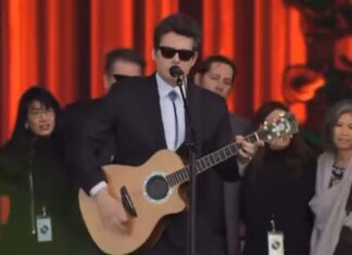 John Mayer Delivers Emotional Eulogy To Bob Weir