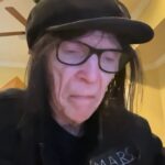 Mick Mars Upset At Having To Pay Motley Crue