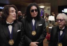 KISS Member Broke Down Crying In Public