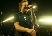 Pearl Jam Asked Howard Stern To Join Band Onstage